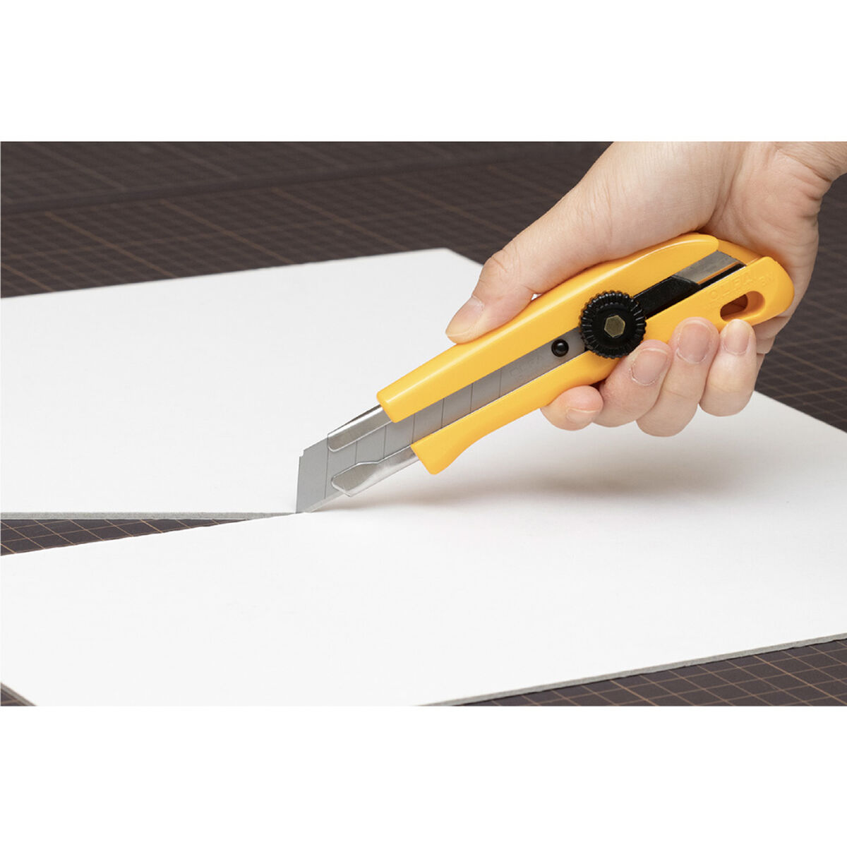 Cúter Olfa bnl-bt/40 Amarillo 18 mm Plástico 5 S7926454_4