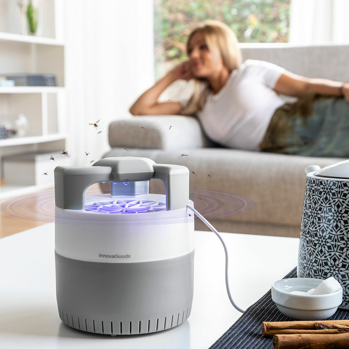 Lámpara Antimosquitos por Succión KL Silen InnovaGoods 1 V0103865_0